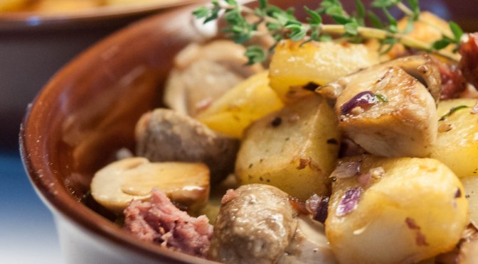 Kartoffel-Steinpilz-Salsiccia-Gröstl